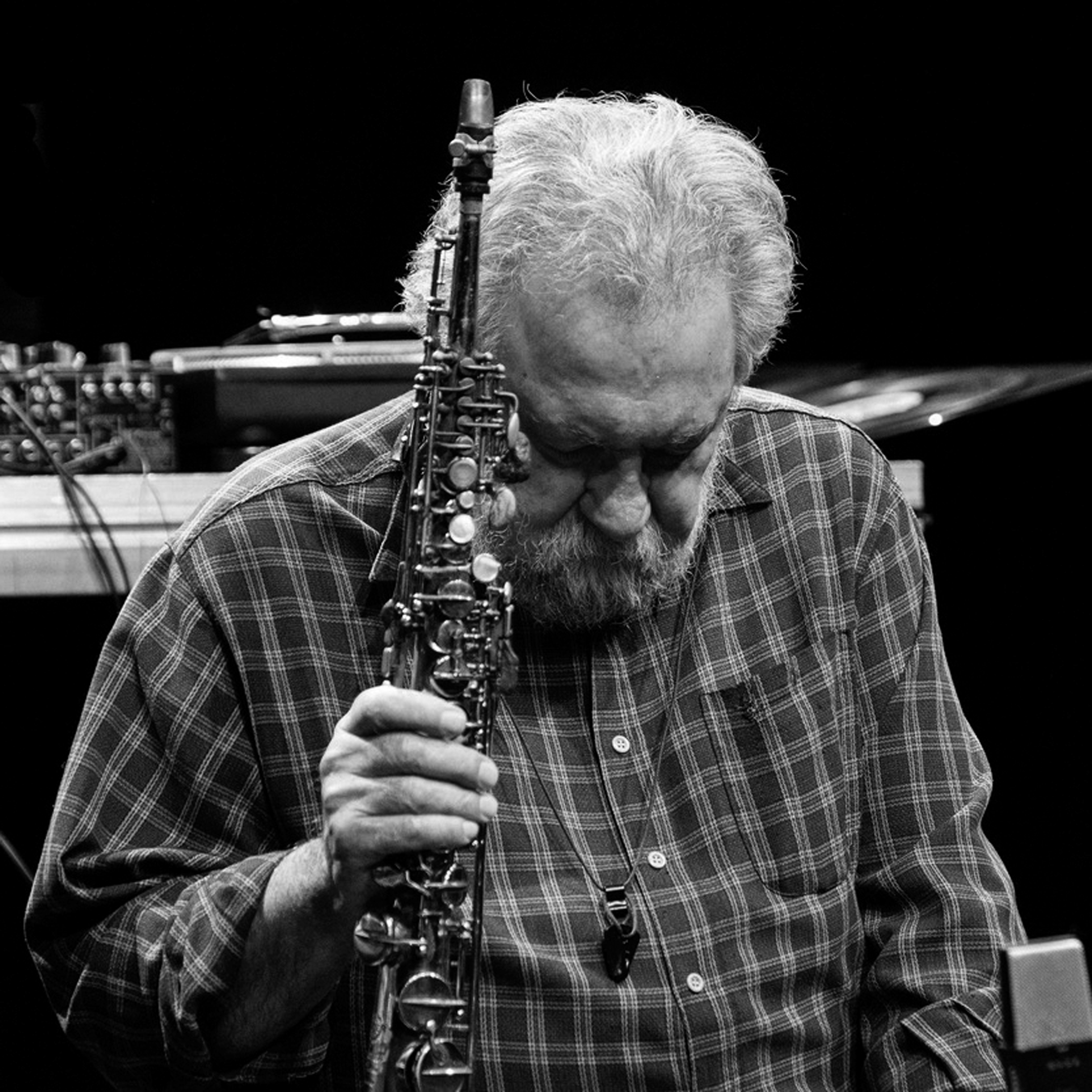Photos Intakt CD 409 EVAN PARKER MATTHEW WRIGHT TRANCE MAP+
PETER EVANS AND MARK NAUSEEF
ETCHING THE ETHER