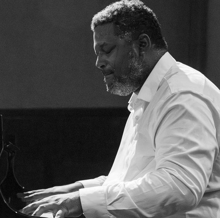 448: ALEXIS MARCELO. Solo Piano